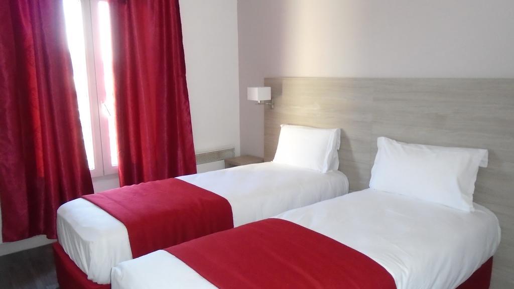 Fasthome Gonesse Habitación foto